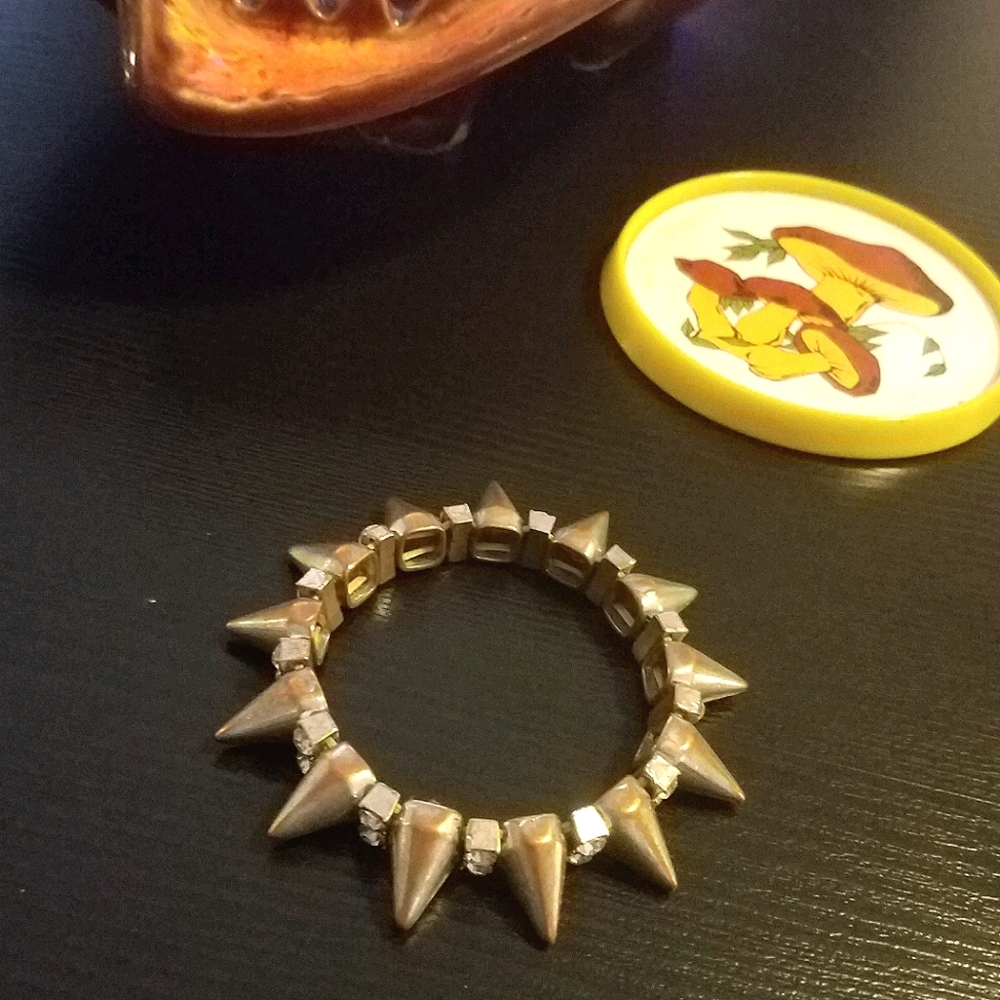 💕Badass Spiked Bracelet!